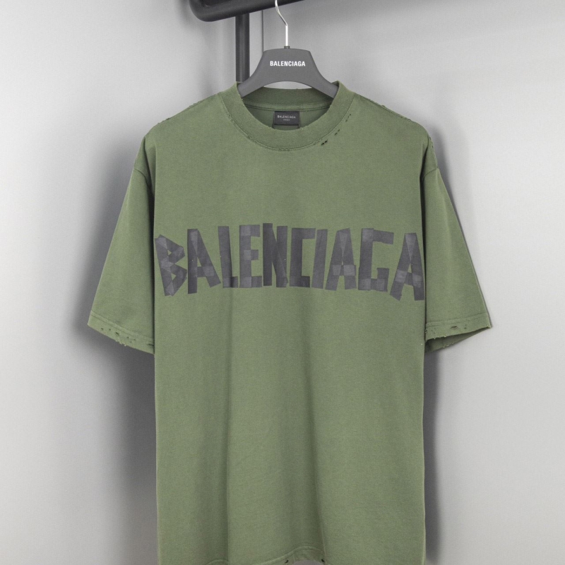 Ba*len*cia*ga t-shirts